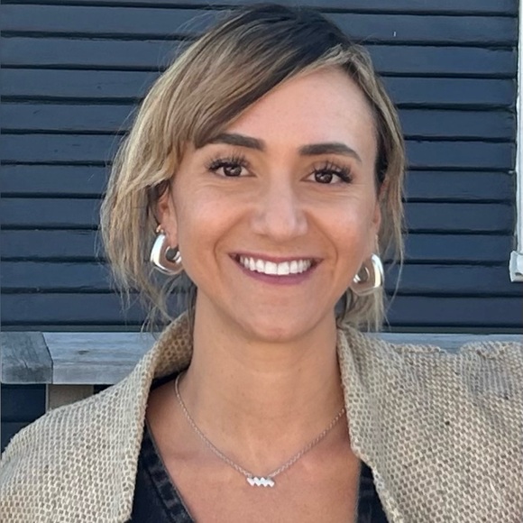 Meet your Posher, Hannah - Picture 4 of 9